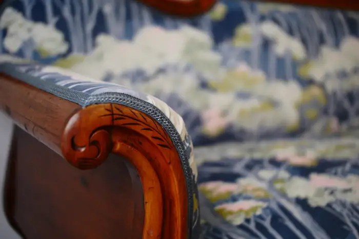 Armlehnen-Schnecke eines Biedermeier-Sofas